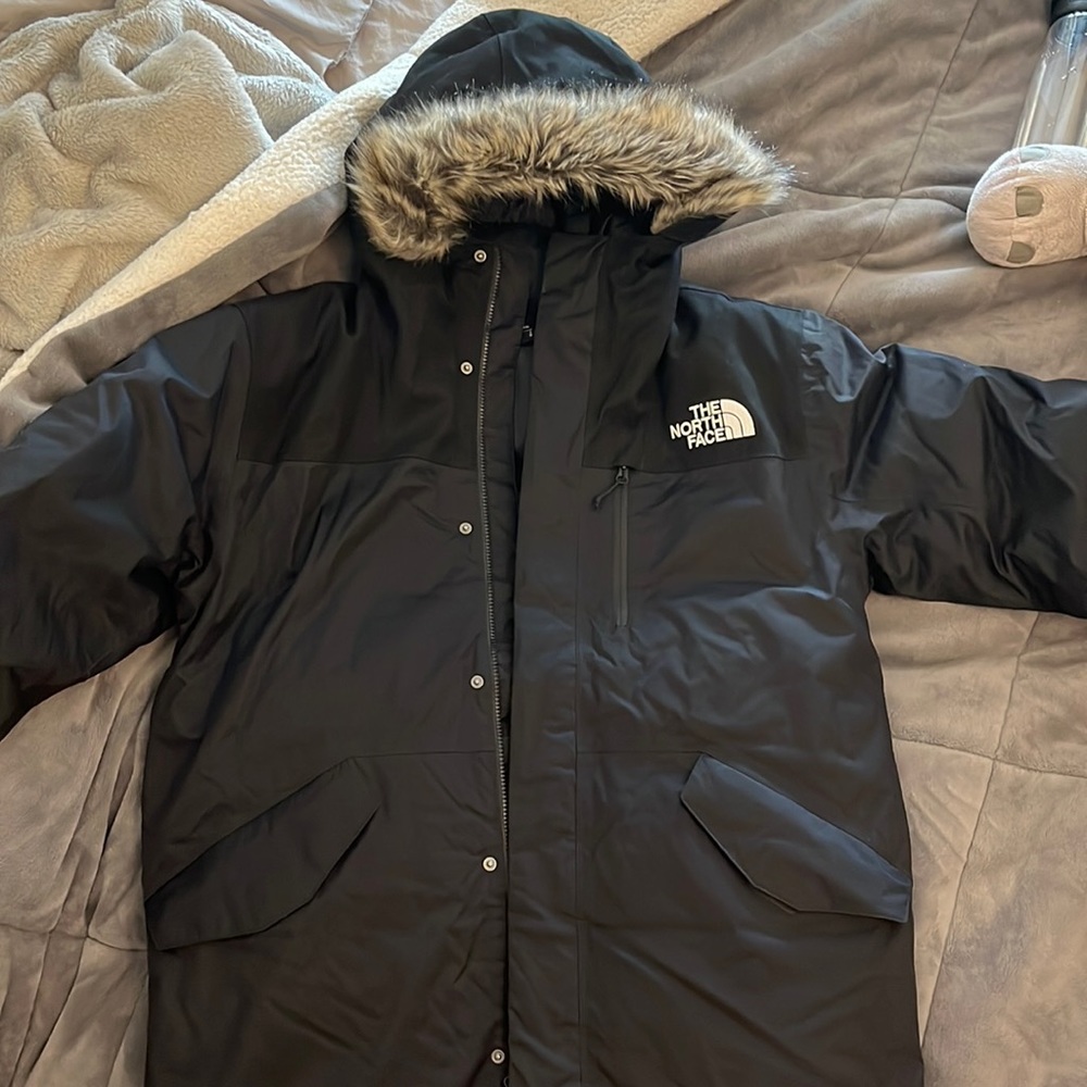 The North Face Mens Black Parka